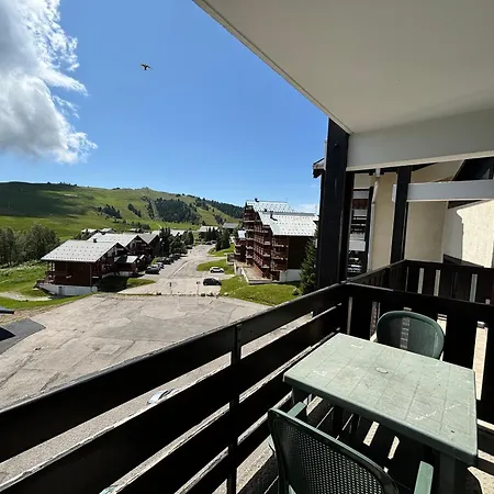 Cosy Avec Balcon Et Vue Panoramique - Fr-1-293-195